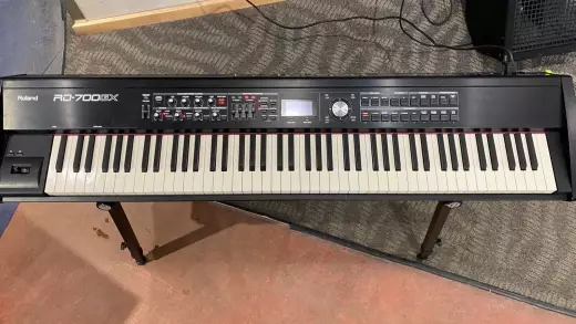 Roland RD700GX Digital Stage Piano